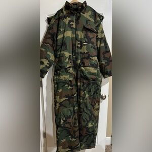 WINCHESTER Men's Camouflage Insulated Coveralls XL Hunting Suit